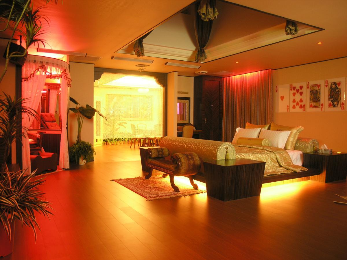 Daniel Spa Motel Pingzhen Dış mekan fotoğraf