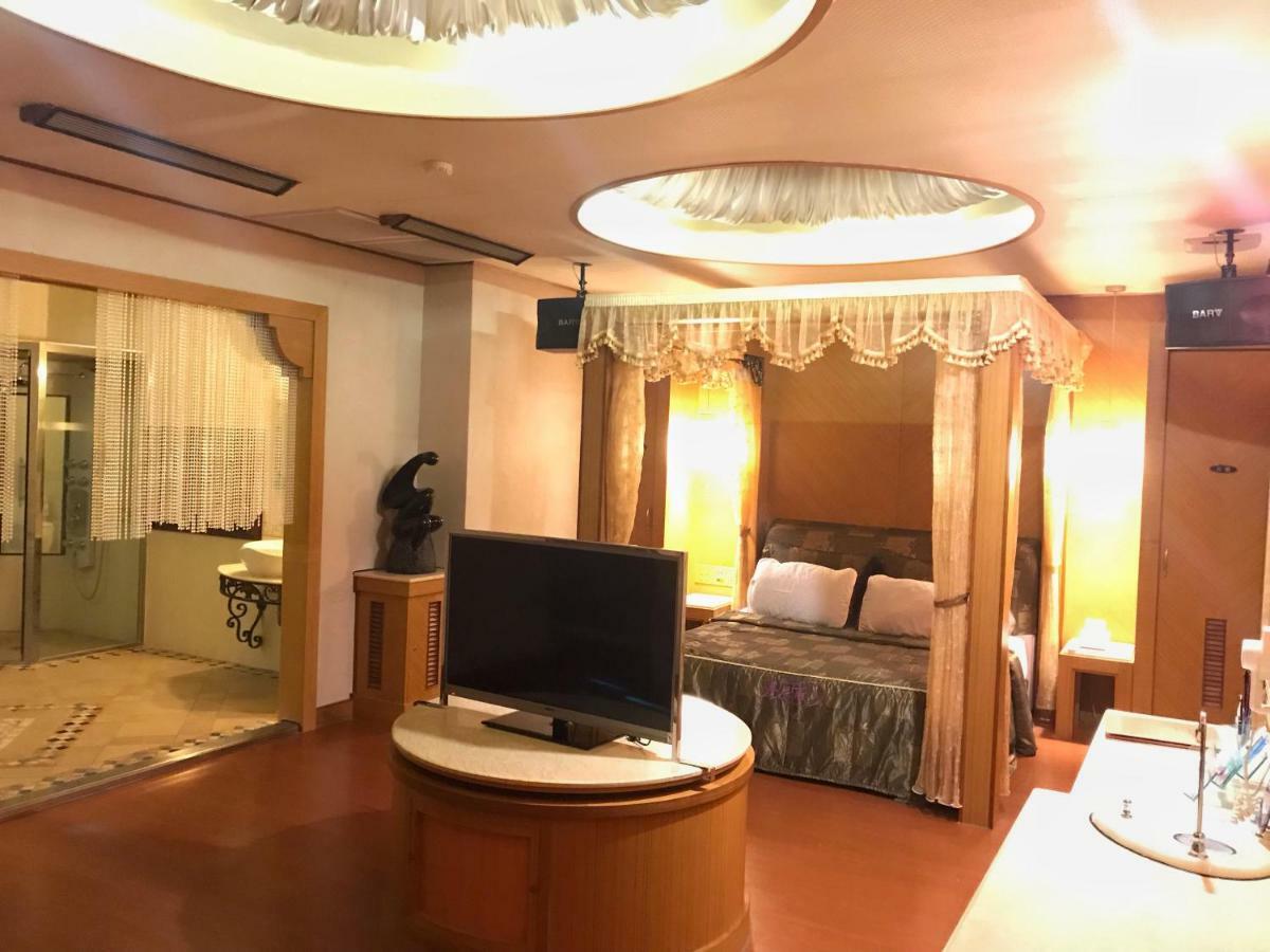 Daniel Spa Motel Pingzhen Dış mekan fotoğraf